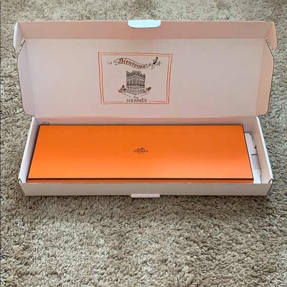 Hermes Accessories - Brand New Hermes Tie Gift Box w Shipper and Tissue